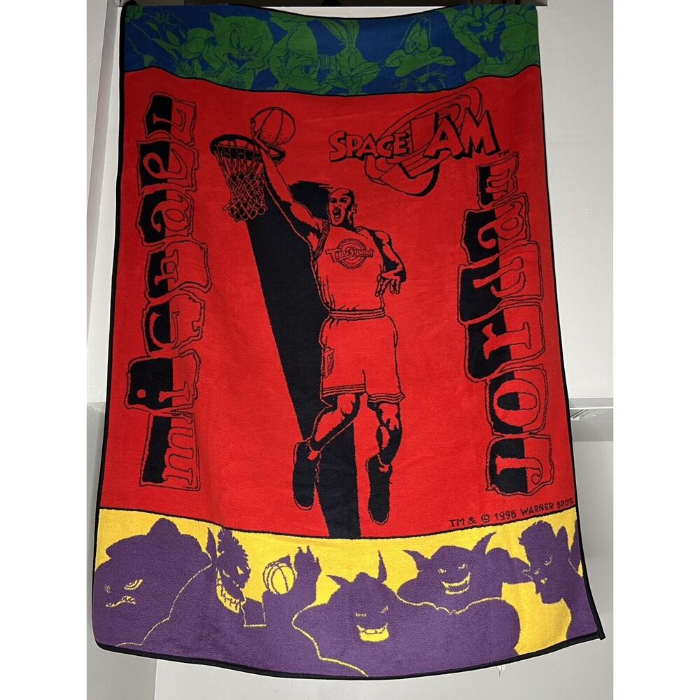 Vintage Warner Bros 1996 Space Jam Michael Jordan Multicolor Blanket